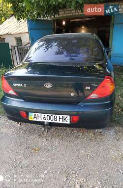Седан Kia Sephia 2002 в Днепре