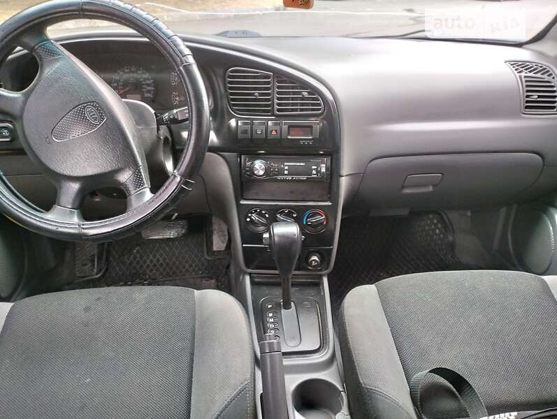 Kia Sephia 2003