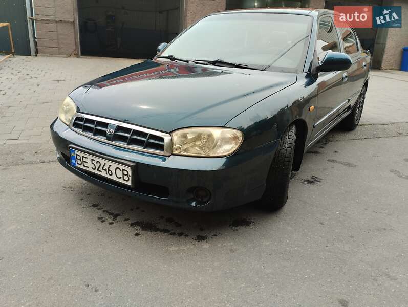 Седан Kia Sephia 2003 в Миколаєві