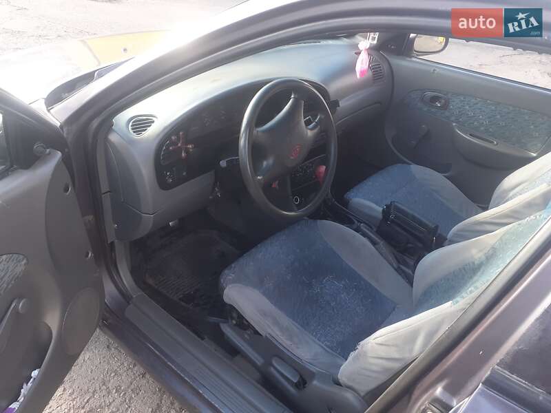 Седан Kia Sephia 1998 в Белой Церкви