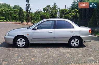 Седан Kia Sephia 2004 в 