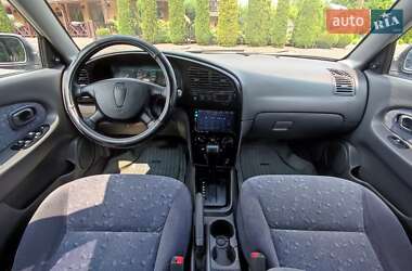 Седан Kia Sephia 2004 в 
