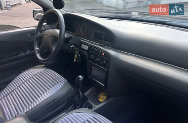 Седан Kia Sephia 1998 в 