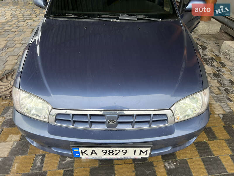 Kia Sephia 2003