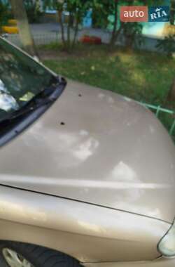 Седан Kia Sephia 2003 в Киеве