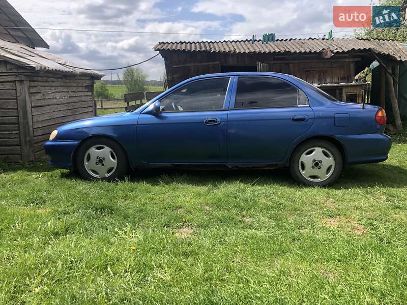 Седан Kia Sephia 1998 в Цумани фото 4 Седан Kia Sephia 1998 в Цумани