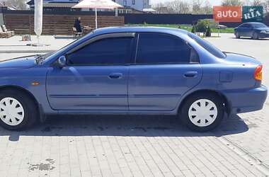 Седан Kia Sephia 2004 в 