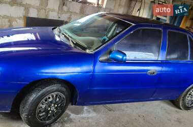 Седан Kia Sephia 1996 в Миронівці