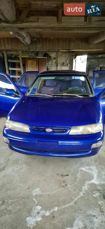 Седан Kia Sephia 1996 в Мироновке