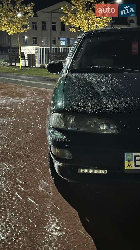 Седан Kia Sephia 1996 в Немирові