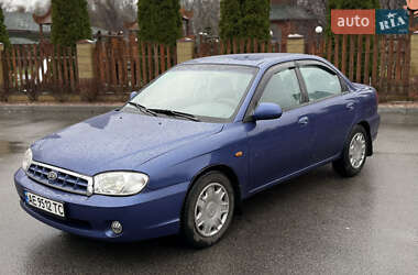 Седан Kia Sephia 2003 в Днепре