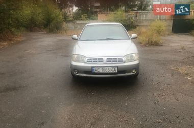 Седан Kia Sephia 2004 в Кривом Роге