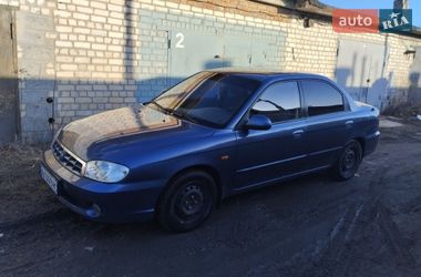 Седан Kia Sephia 2004 в Харькове