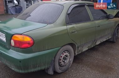 Седан Kia Sephia 1999 в Святопетровское