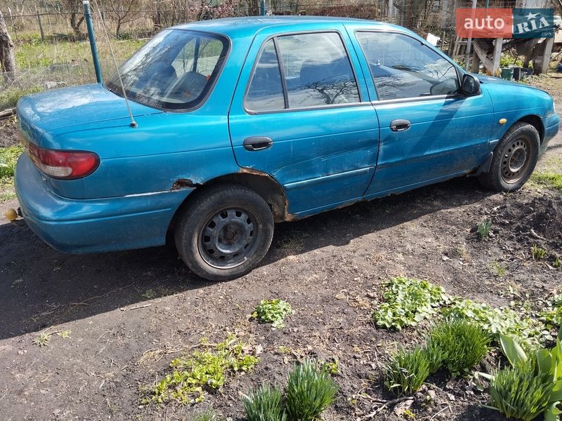 Седан Kia Sephia 1997 в Киеве