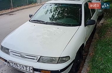 Седан Kia Sephia 1994 в Львове