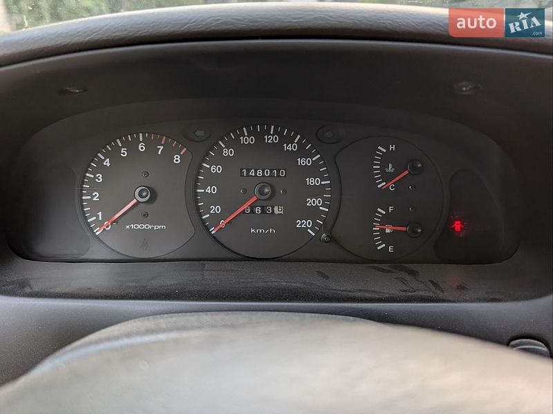 Седан Kia Sephia 1999 в Киеве