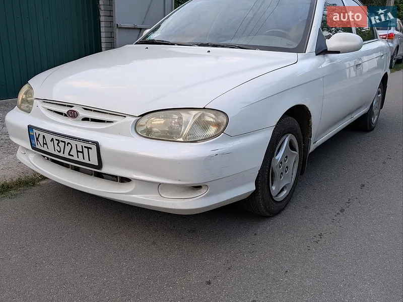 Kia Sephia 1999