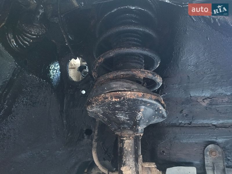 Седан Kia Sephia 1998 в Каменец-Подольском