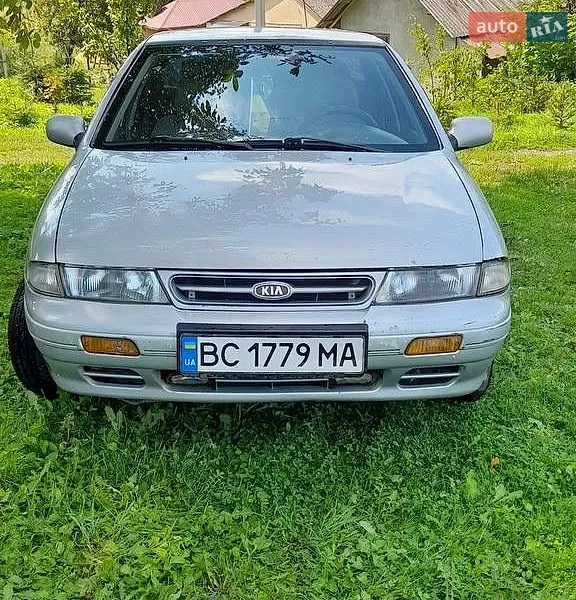 Kia Sephia 1995