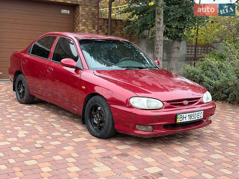 Kia Sephia 1999
