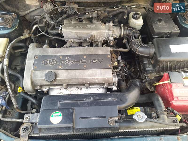 Седан Kia Shuma 2000 в Житомирі