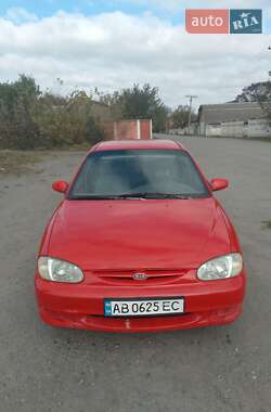 Седан Kia Shuma 1999 в Калиновке