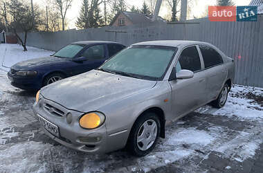 Седан Kia Shuma 1998 в Чернівцях