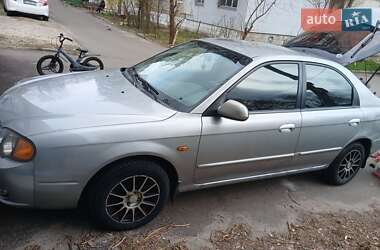 Седан Kia Shuma 2004 в 