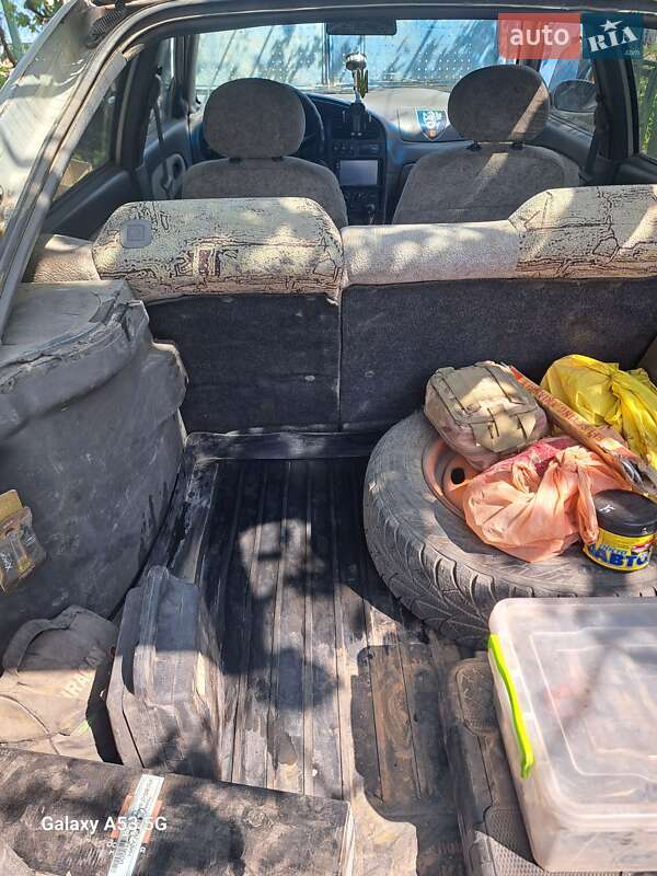 Седан Kia Shuma 1999 в Херсоні