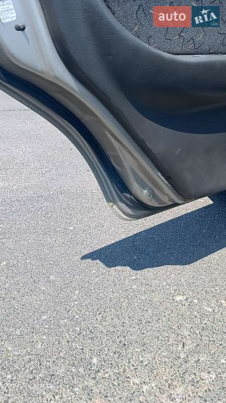 Седан Kia Shuma 2000 в Роздільній