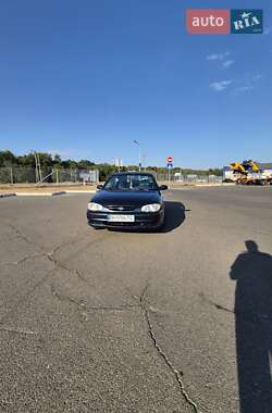 Седан Kia Shuma 1999 в Одессе
