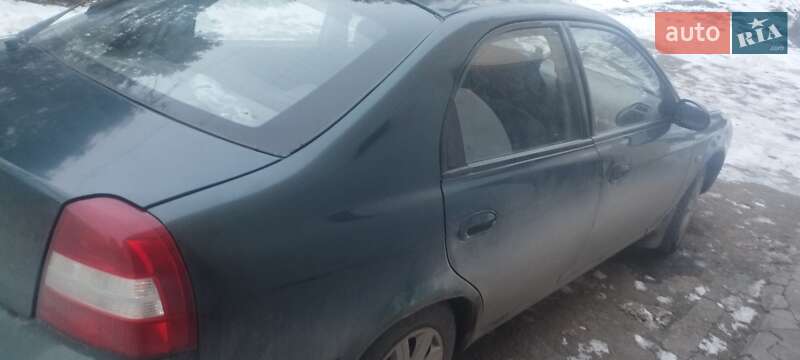 Седан Kia Shuma 2000 в Чернівцях фото Седан Kia Shuma 2000 в Чернівцях