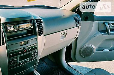 Внедорожник / Кроссовер Kia Sorento 2005 в 