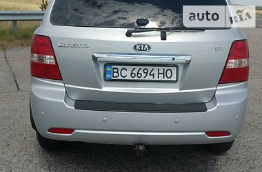 Позашляховик / Кросовер Kia Sorento 2006 в 