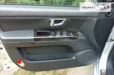 Позашляховик / Кросовер Kia Sorento 2006 в 