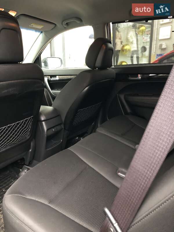 Внедорожник / Кроссовер Kia Sorento 2013 в Черкассах фото 10 Внедорожник / Кроссовер Kia Sorento 2013 в Черкассах