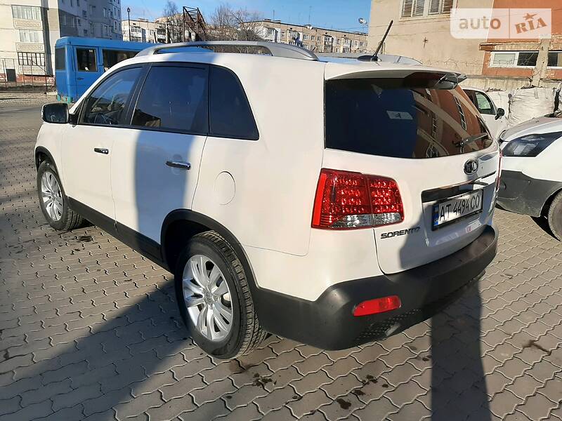 Позашляховик / Кросовер Kia Sorento 2010 в Калуші