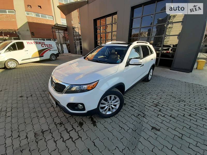Позашляховик / Кросовер Kia Sorento 2010 в Калуші