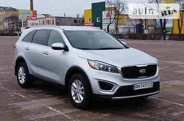 Внедорожник / Кроссовер Kia Sorento 2017 в Житомире