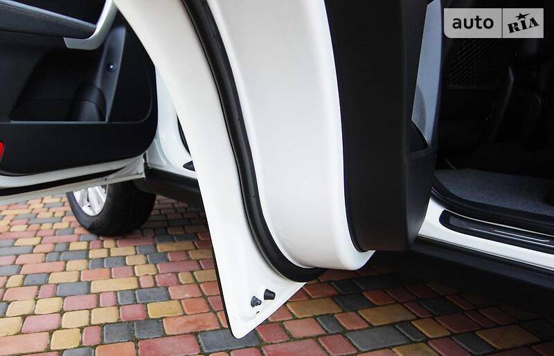 Позашляховик / Кросовер Kia Sorento 2011 в Умані