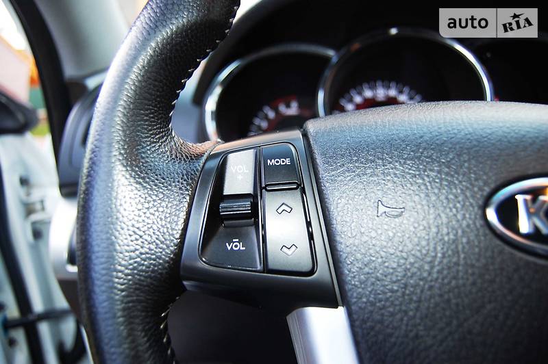 Позашляховик / Кросовер Kia Sorento 2011 в Умані