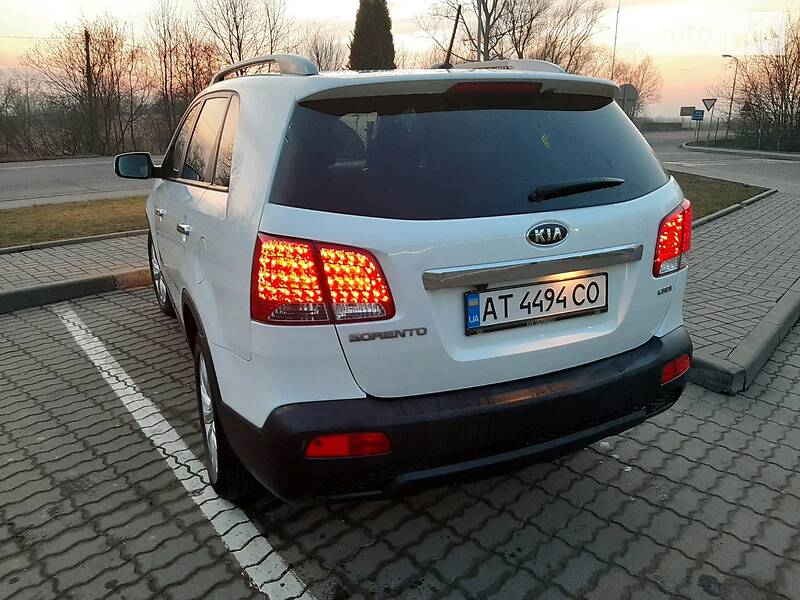 Позашляховик / Кросовер Kia Sorento 2010 в Калуші