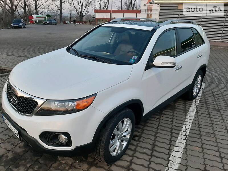 Позашляховик / Кросовер Kia Sorento 2010 в Калуші
