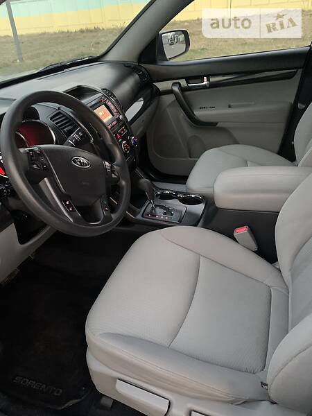 Позашляховик / Кросовер Kia Sorento 2013 в Рівному
