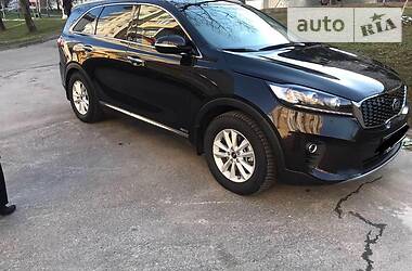 Позашляховик / Кросовер Kia Sorento 2019 в 