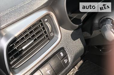 Позашляховик / Кросовер Kia Sorento 2019 в 