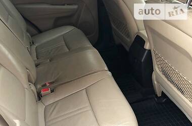 Позашляховик / Кросовер Kia Sorento 2010 в 