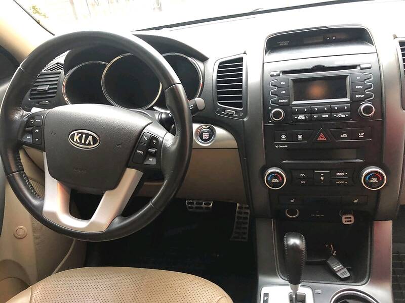 Позашляховик / Кросовер Kia Sorento 2010 в Черкасах