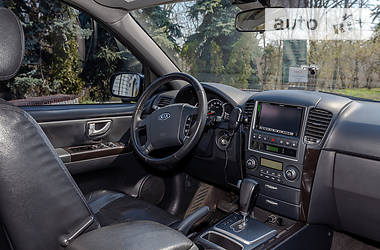 Позашляховик / Кросовер Kia Sorento 2010 в 